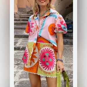 NWT colorful graphic beach button down women’s XL